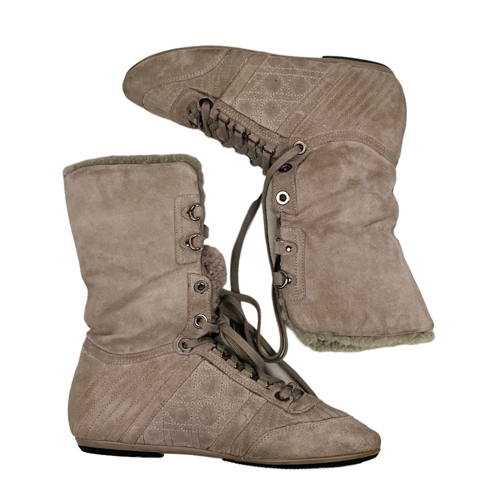 DIOR Shearling lined Cannage Suede boots - Picture 9 of 15
